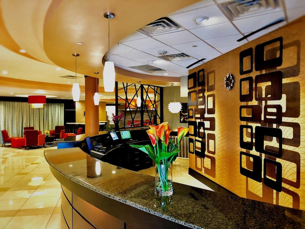 Lux Hotel & Spa, Trademark Collection By Wyndham Арлингтън Екстериор снимка